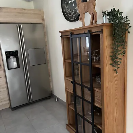 Holiday home La Tilloise *